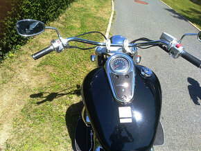 Suzuki VLR 1800 Boulevard -Intruder - 2