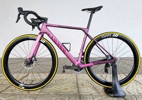 Silniční kolo Canyon Ultimate Carbon CF SLX8 eTap 2023 - 2