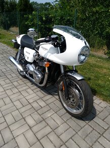 Triumph Thruxton 1200 - 2