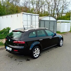 Alfa Romeo 159 1.9JTD 110kW +BLACK PEARL+ CHROM - 2