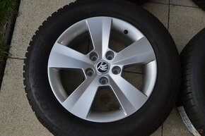 NOVÁ zimní kola Š.Superb III/Passat B8+215/60R16 XL Dunlop W - 2