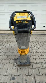 Vibrační pěch Bomag BT 65 - 2