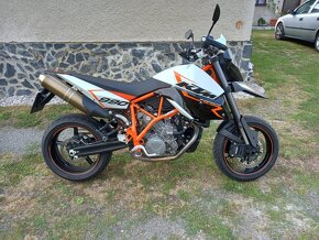 KTM 990 - 2