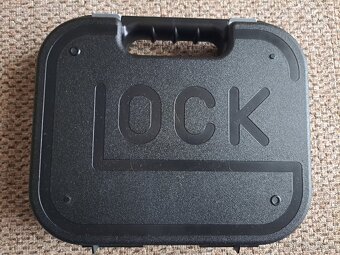 Glock kufr na pistole

 - 2