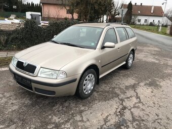 Prodám Škoda Octavia 1.6i - krásný stav - 2