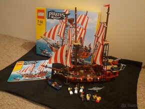 LEGO Pirates 70413 The Brick Bounty - 2