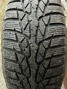 Zimní pneu NOKIAN WR D4 185/60 R15 - 2