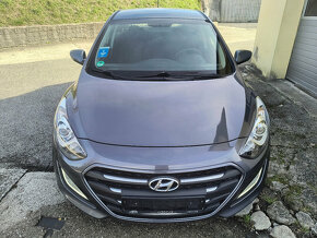 Hyundai i30 1.6 CRDI 81KW/1MAJ/AC/SERVISKA/ESP/CD/PC/6XSRS - 2