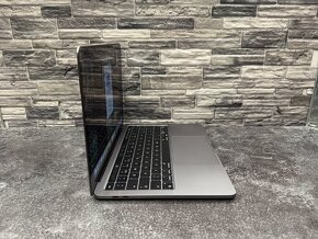 MacBook Pro 13" 2020 M1 / 16GB / 256GB - 2