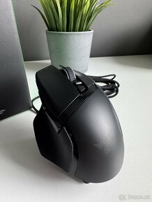 Razer Basilisk Ultimate - 2