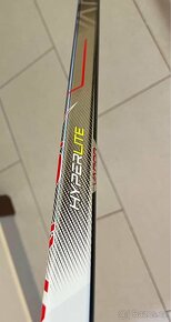 NOVÁ hokejka Bauer Vapor HYPERLITE - levá, 77flex, P92 - 2