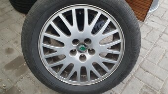 Letní sada Alu 5x100 205/55 R16 Škoda Octavia - 2