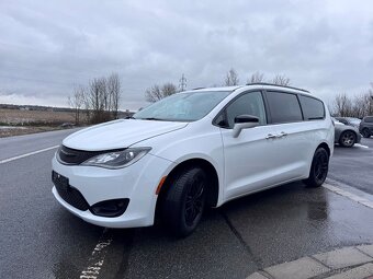 Chrysler Pacifica 3,6 RU SUNROOF NAVI LIMITED S 2019 - 2