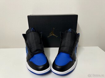 Nike Air Jordan 1 Mid Varsity Royal - 2