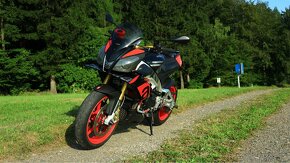 Aprilia Tuono V4 APRC - 2