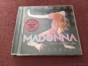 Hudební CD - Madona, Spicegrils, Chinaski - 2
