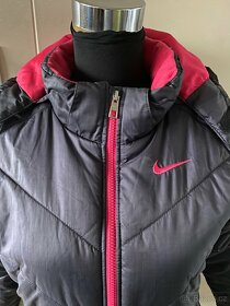 Dívčí zimní prošívaná bunda Nike 13-15let - 2