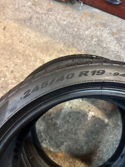 Pneu PIRELLI 245/40 R19 letní - 2