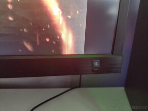 Prodám monitor značky Benq - 2