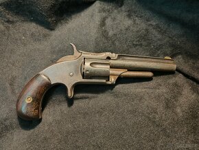 Revolver Smith Wesson - 2