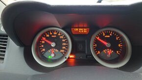 Renault Megane 1.6 16V - 2