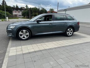 Škoda Superb Combi 2.0 TDi Style DSG - 2