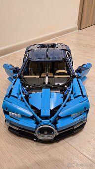 LEGO Technic 42083 Bugatti Chiron - 2