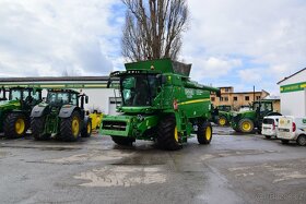 Sklízecí mlátička John Deere T660 HM č.40 - 2