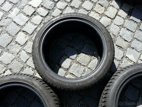 ZIMNÍ PNEU GOOD YEAR 215/45R17 - 2