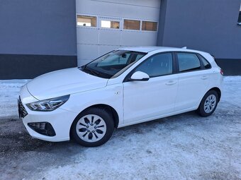 Hyundai i30 1.0i BENZIN r.22 43000km po1.majiteli PLNÝSERVIS - 2