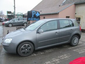 VW Golf 5 1,6i - 2