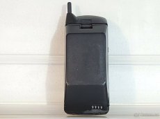 Mobilní telefon pro sběratele rarita - MOTOROLA BOSCH GSM 2 - 2