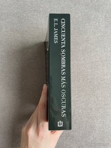 Cincuenta sombras más oscuras - E.L. James - 2