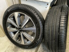 Alu kola Kia Stonic Rio 4x100 r16 Originál, pneu 7mm+TPMS - 2