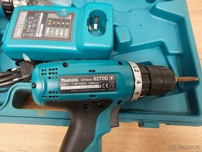 Makita vrtací šroubovák 6270DWALE - 2