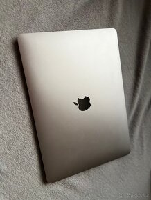 MacBook Air M1 8GB RAM - 2