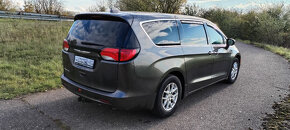 Chrysler Pacifica 3.6 V6 automat 2017 LPG DPH 7míst - 2