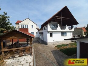 Sebranice, RD 6+1, 220 m2, dvorek, pergola – rodinný dům - 2