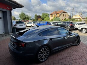 Audi A5 2.0TDi 140kW Quattro S-Line Full LED Navi Automat - 2