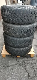 Terénní pneu 285 /79 R17 - 2