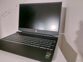 HP Pavilion Gaming 15 - 2