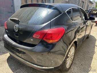 rozprodam opel astra J 1.6 benzin 2015 kod motora B16XER cie - 2