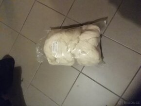 Vlněná příze dvojitá, krémově bílá, cca 1kg - 2