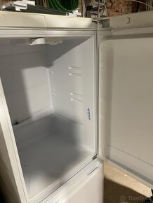 Lednice Indesit s mrazákem - 2