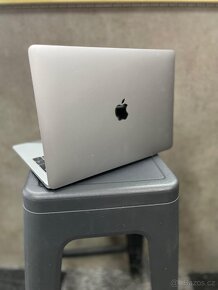 MacBook Air A1932 - 2