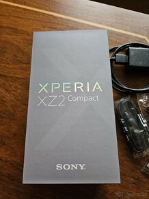 Sony XPERIA XZ2 - 2