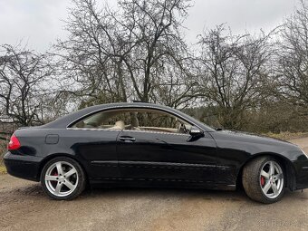 TOP: Mercedes-Benz CLK 320CDI ELEGANCE - 2