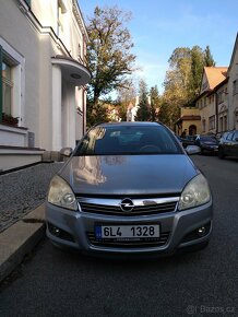 Opel Astra H combi - 2