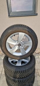 Škoda Fabia 4,IV alu kola 185/65 R15 zimní pneu FH4 - 2