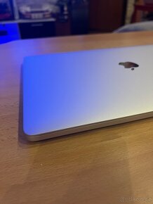 Apple MacBook Pro 15 2018 - 2